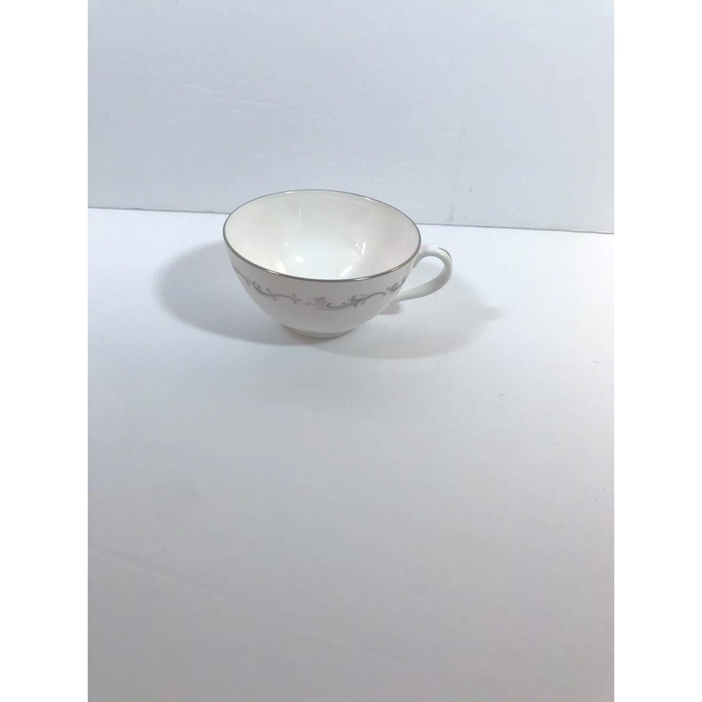 royal doulton coronet‎ ivory english bone china coffee cup